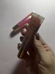 لیپ گلاس ویکتوریا سکرت - تصویر