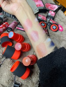 رژگونه استیکی هارلی کوئین شیگلم - تصویر