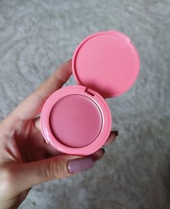 رژگونه کرمی بیولیس وارم ایت