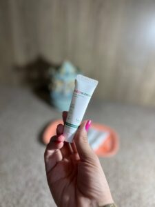 کرم آبرسان و تسکین دهنده قرمزی دکتر جی | Dr.G Red Blemish Clear Soothing Cream - Image 2