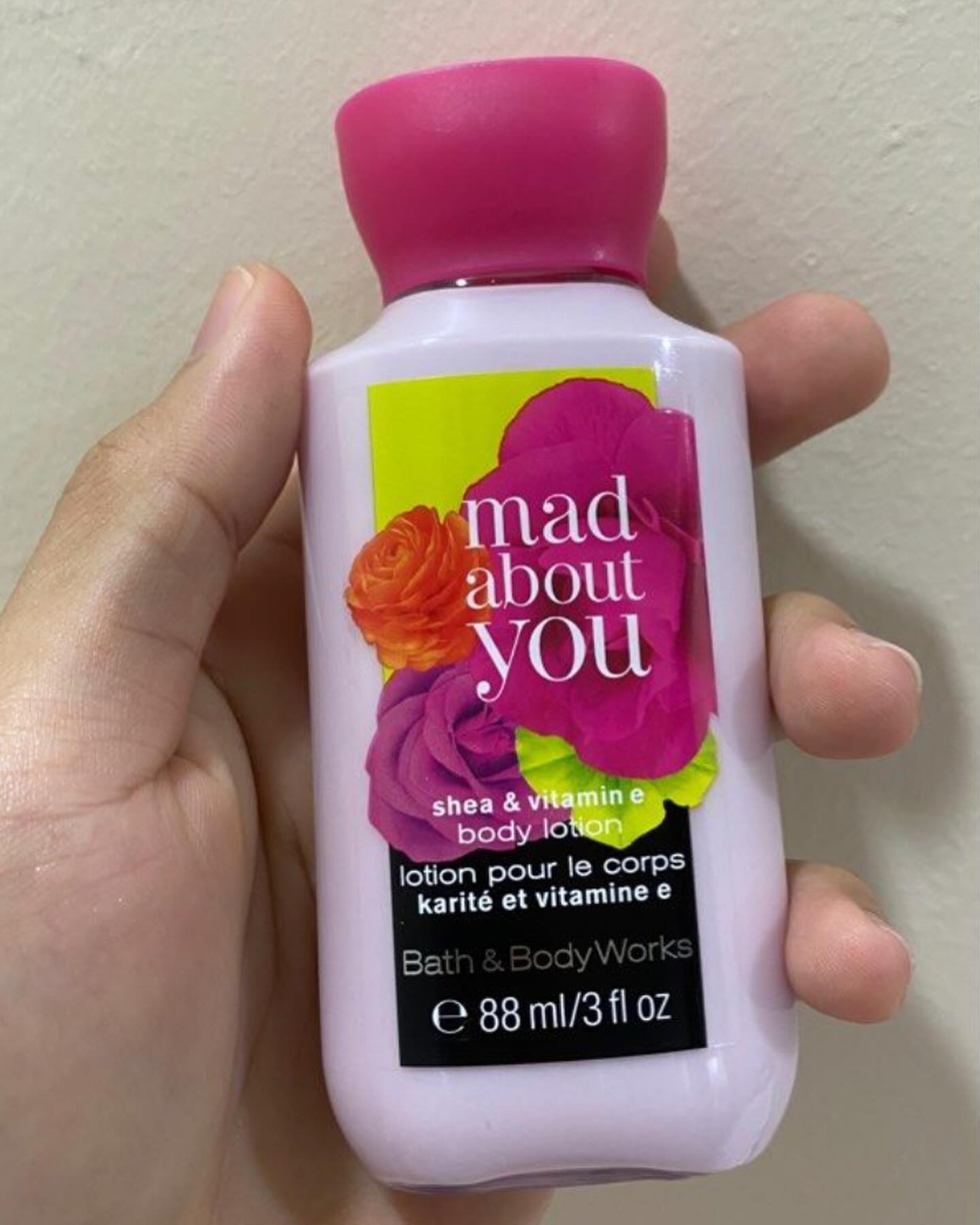 لوسیون بدن بث اند بادی رایحه Mad About You - 1 لوسیون بدن بث اند بادی رایحه Mad About You
