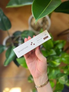 کرم ترمیم‌کننده پیشرفته آپومدرم | Apomederm Breath Dressing Cream